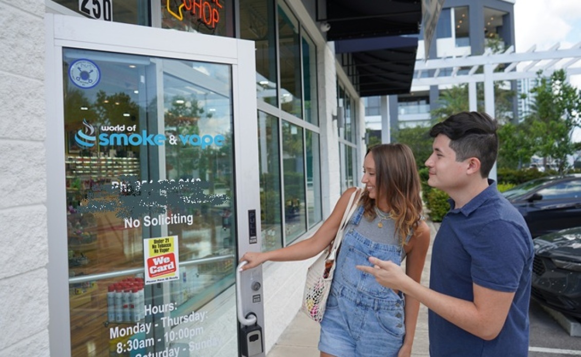 World of Smoke & Vape Franchise For Sale World of Smoke & Vape Franchise For Sale
