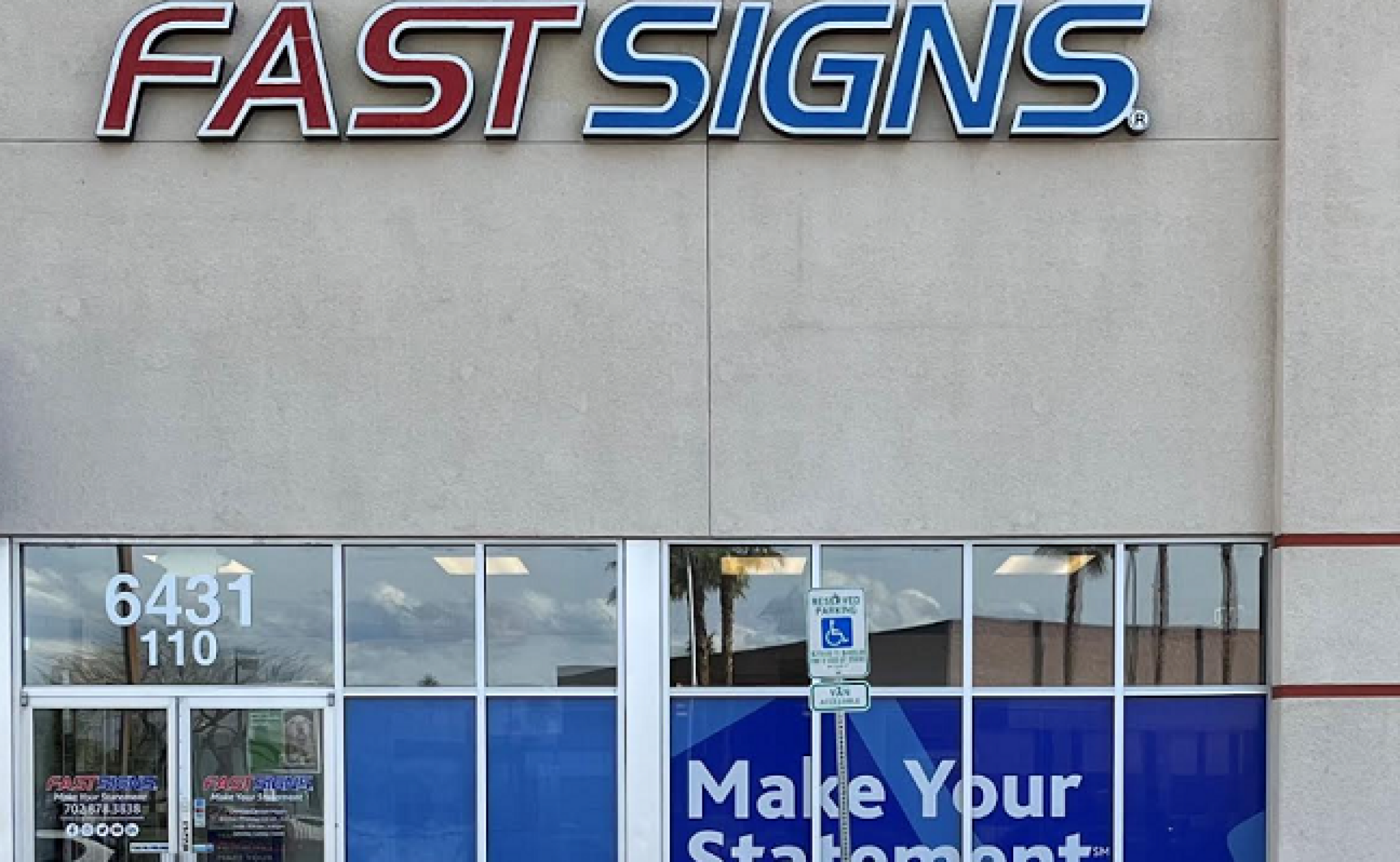 Start a FASTSIGNS Franchise