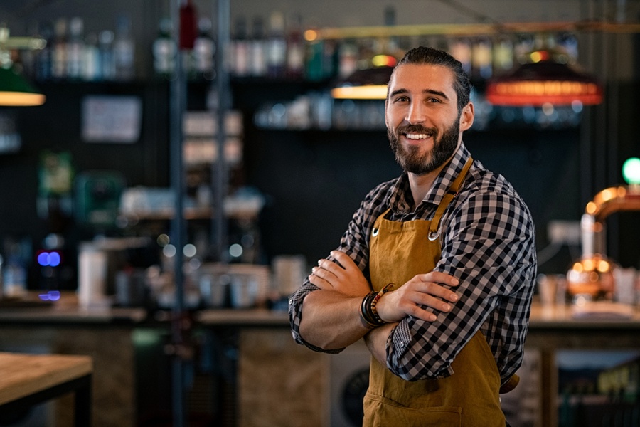 Unternehmer im eigenen Restaurant