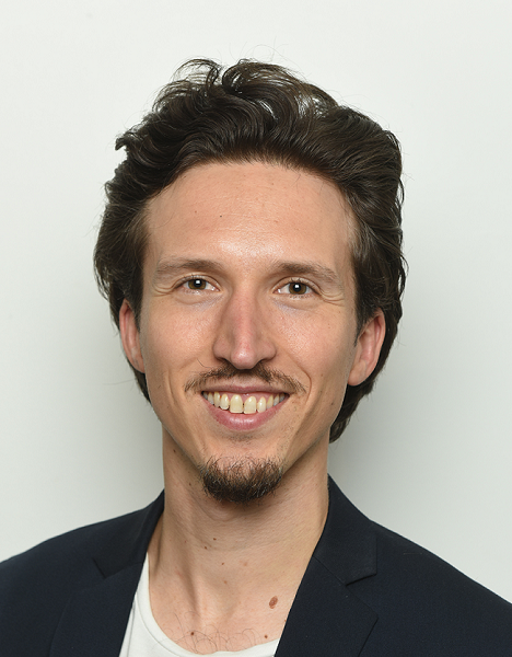 Valenta- Pasfoto Thomas