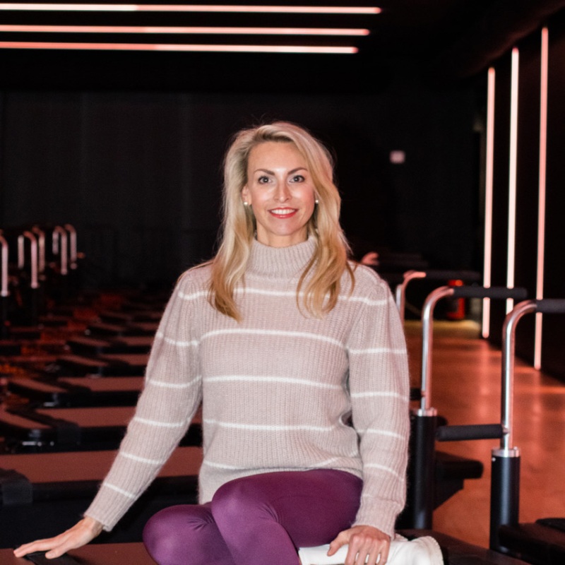 Sabrina Albert bodybase.jpg