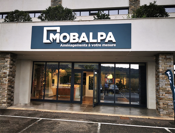 ouverture magasin franchise Mobalpa Ste Maxime