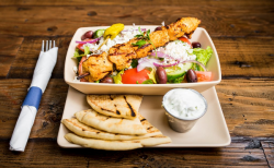 plateau repas franchise The Great Greek Mediterranean Grill