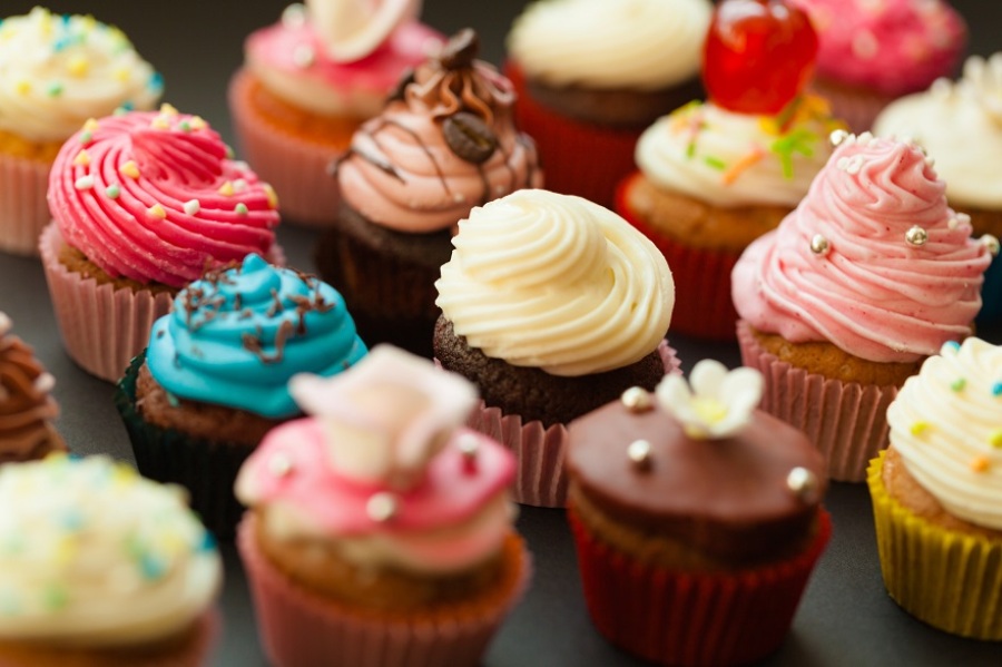 Sweet Rewards: 4 Reasons to Consider a Cupcake Franchise