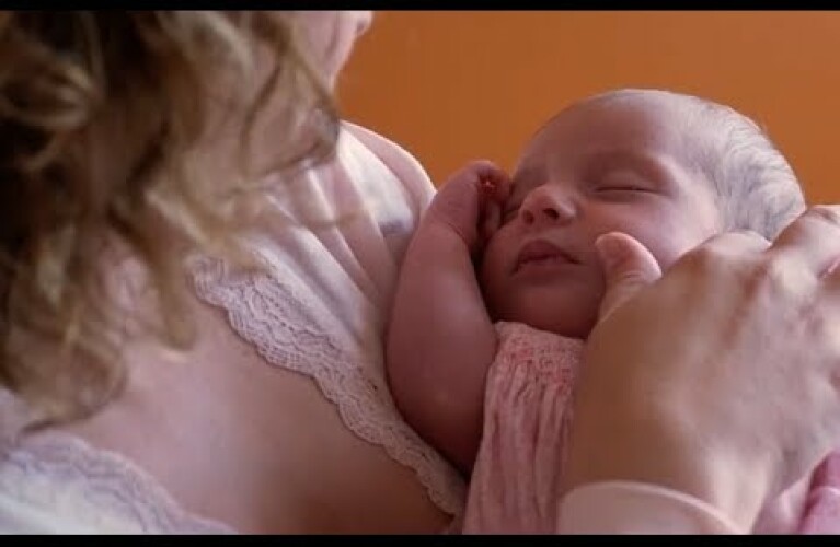 Bebe de Paris Baby Gift Delivery Video